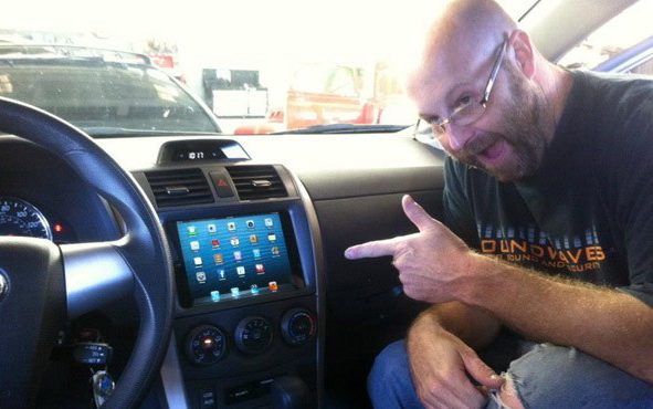 iPad mini in dashboard